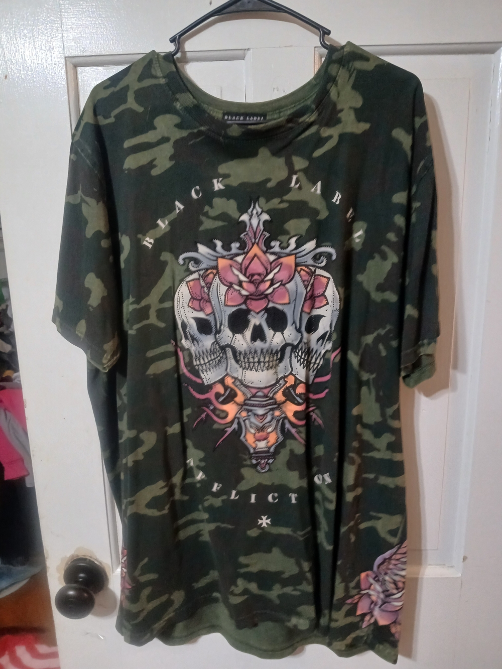Black Label/Affliction Green Camo Short Sleeve Tee with Pink & Orange Skull Tee